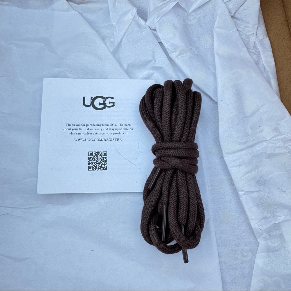 UGG Neumel High Heritage us7 - Picture 9 of 9